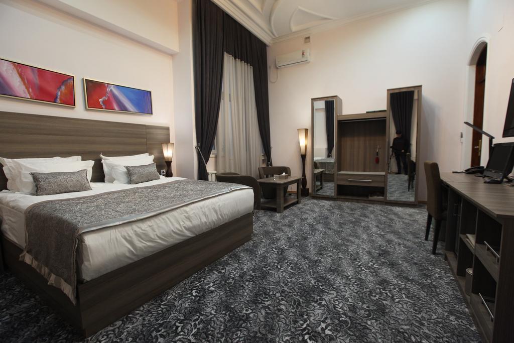 Lotte Palace דושאנבה מראה חיצוני תמונה