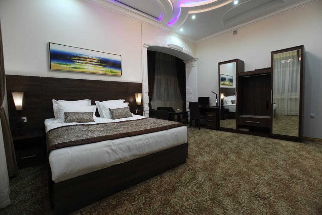Lotte Palace דושאנבה מראה חיצוני תמונה